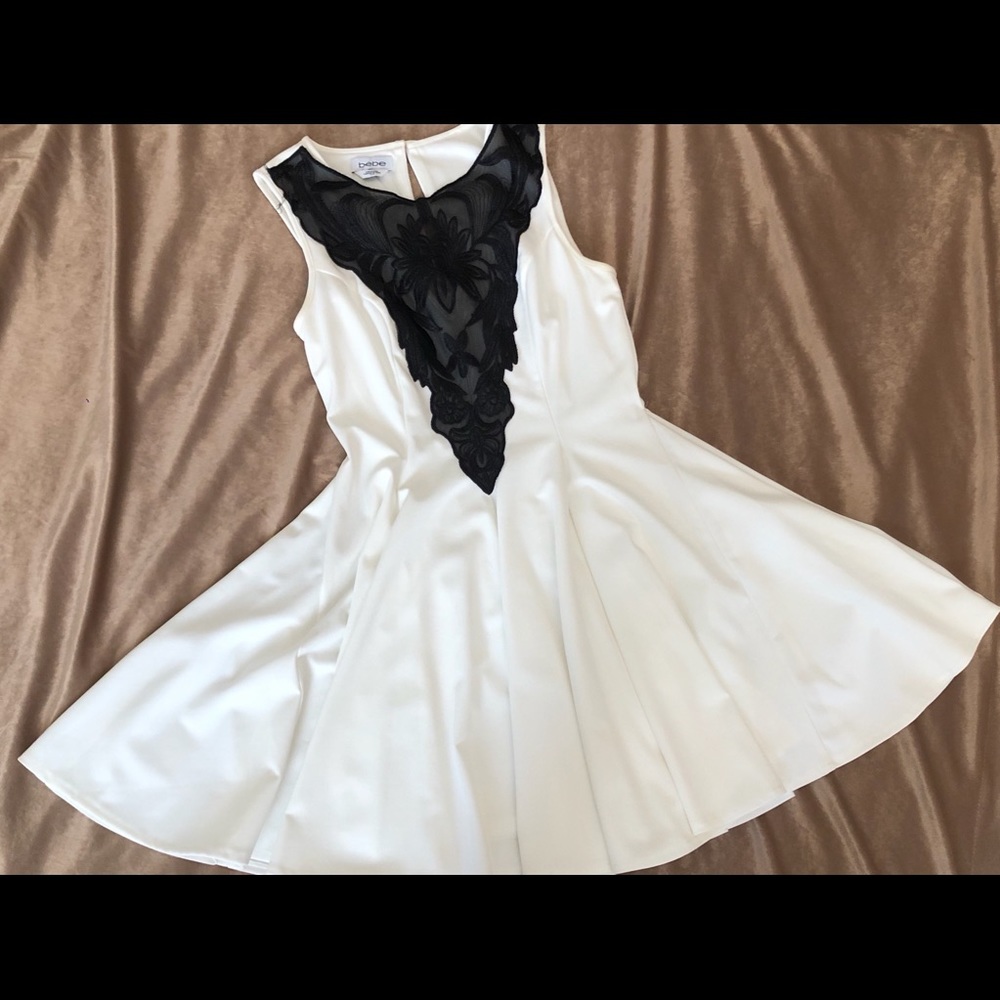 Sweet white and black dress